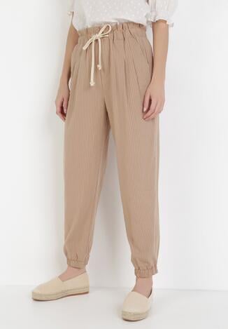 Bézs színűek nadrág