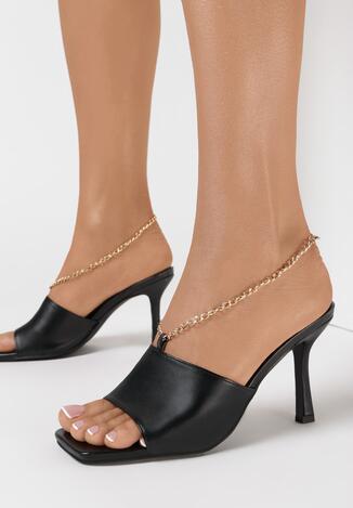 Czarne Klapki Xaneithe