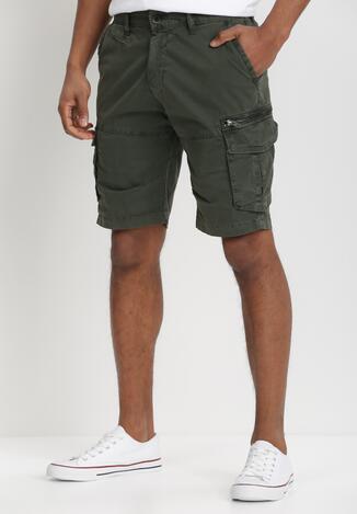 Zöld rövid nadrág