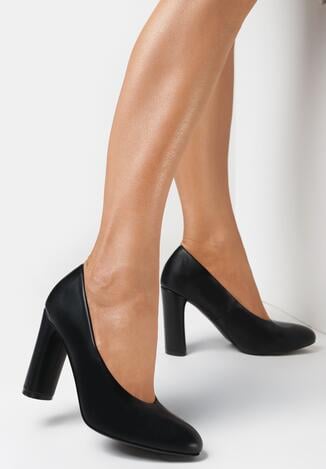 Czarne Czółenka na Wysokim Słupku Kil