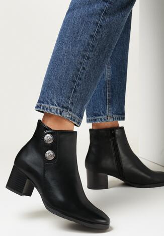 Czarne Botki na Słupku z Nitami Remaye