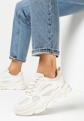 Beżowe Sneakersy z Bieżnikiem i Naszywkami Hene