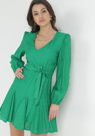 Zielona Sukienka z Trójkątnym Dekoltem i Wiązaniem w Pasie Wesleig