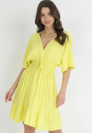 Żółta Sukienka z Wiskozy z Marszczoną Gumką w Talii Demaria