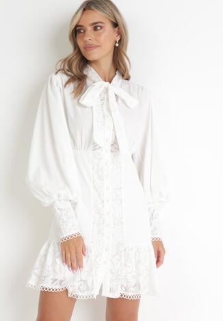 Biała Koszulowa Sukienka Mini z Ozdobnym Wiązaniem i Szerokimi Mankietami Jeilana