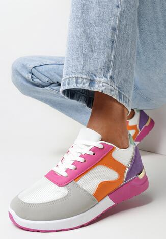 Biało-Różowe Sneakersy z Kolorowymi Naszywkami i Błyszczącymi Lamówkami Aihara