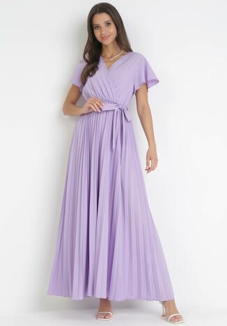 Fioletowa Elegancka Sukienka Maxi w Plisy z Kopertowym Dekoltem i Wiązaniem Thessi