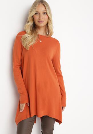 Pomarańczowy Sweter z Przedłużonym Tyłem i Ozdobnymi Guzikami Wankrana