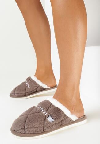 Brązowe Kapcie z Futerka z Ozdobnym Haftem Elizabe