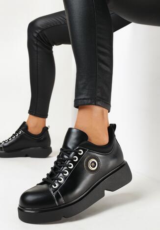 Czarne Sznurowane Półbuty na Grubej Podeszwie z Naszywką Krizia
