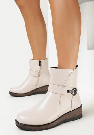 Beżowe Botki na Niskim Koturnie z Ozdobną Klamrą Osiallo