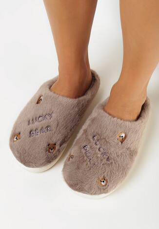 Ciemnobeżowe Kapcie Ozdobione Haftowanymi Naszywkami Slimantia