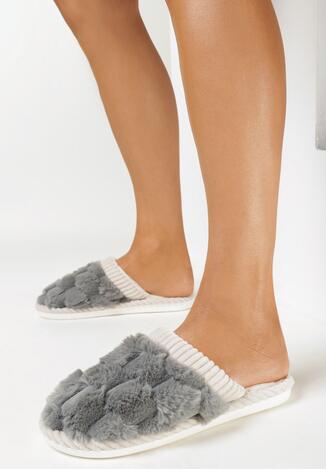Szare Kapcie z Tłoczonym Miękkim Futerkiem Deodella