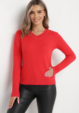 Czerwony Sweter z Trójkątnym Dekoltem i Geometrycznym Wzorem Afennia