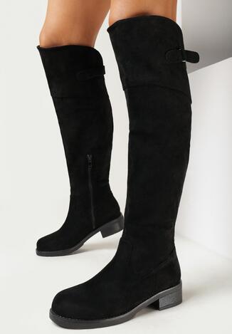 Czarne Kozaki Oficerki Ozdobione Paskiem Przy Górnej Krawędzi Chello