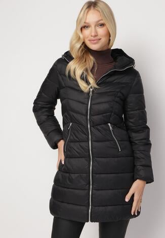 Czarna Kurtka Pikowana z Nieodpinanym Kapturem Shorashi