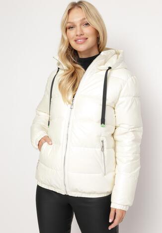 Jasnobeżowa Pikowana Kurtka z Metalicznym Połyskiem z Kapturem i Kieszeniami Hrecta