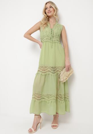 Zielona Rozkloszowana Sukienka z Ażurowymi Zdobieniami Maxi Savanlia