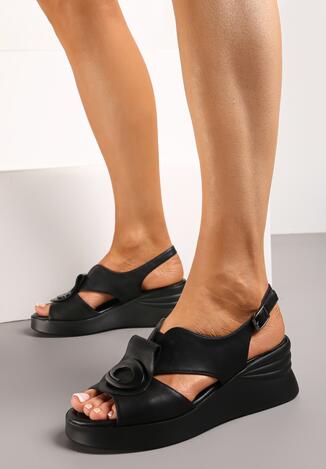 Czarne Sandały na Koturnie z Platformą z Ozdobnym Skórzanym Paskiem Albusa