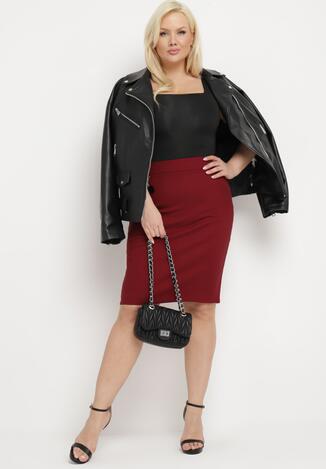 Bordowa Spódnica Ołówkowa z Biżuteryjnym Breloczkiem Nellakate