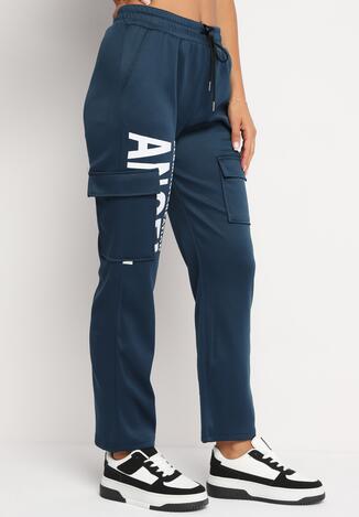 Granatowe Spodnie Dresowe z Ozdobnym Napisem i Szerokimi Kieszeniami Terilane