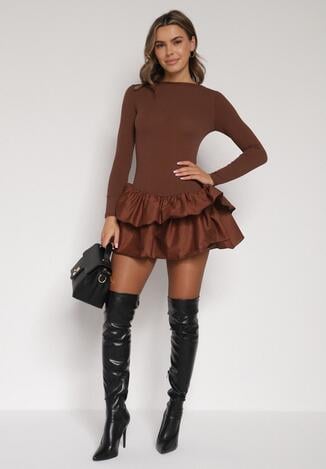 Brązowa Rozkloszowana Sukienka z Długim Rękawem i Falbanką Reonaria