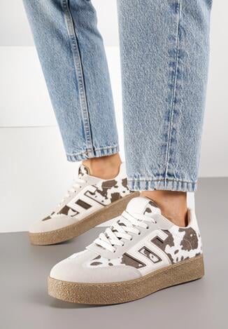 Czarno-Białe Sneakersy z Geometrycznym Wzorem Adelnaria