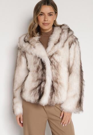 Jasnobeżowa Futrzana Kurtka z Nieodpinanym Kapturem Tusarea