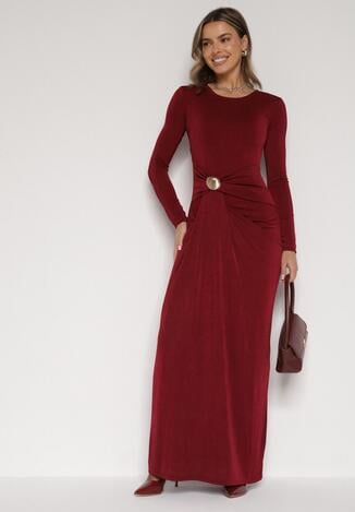 Bordowa Taliowana Sukienka o Eleganckim Kroju z Marszczeniem i Aplikacją Sewedina