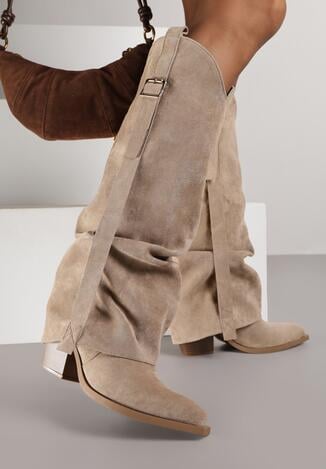 Ciemnobeżowe Kozaki Kowbojki na Stożkowym Obcasie z Wywiniętą Cholewką i Klamrą Naletea