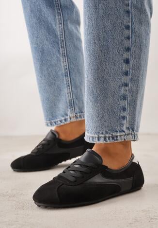 Czarne Sneakersy z Imitacji Zamszu w Stylu Kultowych Tenisówek Aelliana