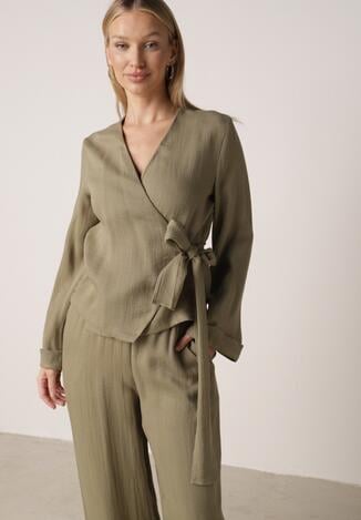 Zielona Kopertowa Bluzka z Wiskozy Ozdobiona Wiązaniem Velanitte