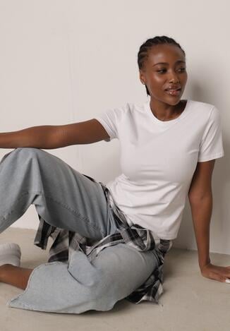 Biały Bawełniany T-shirt w Klasycznym Stylu Nedila