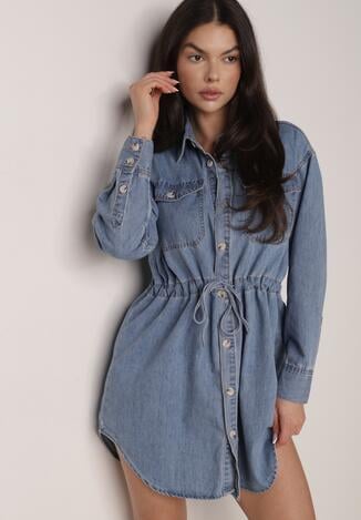 Niebieska Koszulowa Sukienka Jeansowa z Marszczeniem i Guzikami Dorinatta