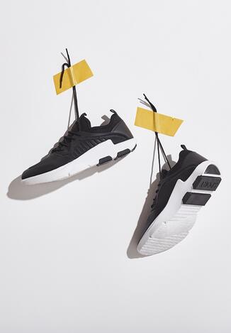 Czarne Buty Sportowe The Flood