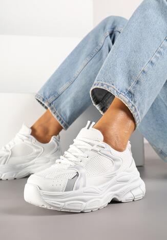 Białe Sneakersy Vices na Grubej Podeszwie z Tłoczeniami Nativine