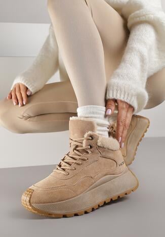Jasnobrązowe Sneakersy Śniegowce Vices na Grubej Podeszwie Ozdobione Futerkiem i Napisem Nelinena