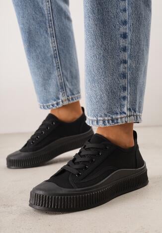 Teniși înalți Negri