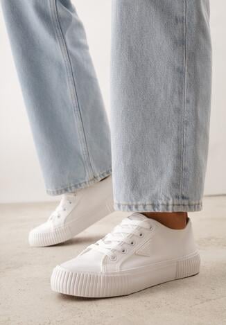 Białe Trampki VICES na Grubej Podeszwie z Tłoczeniami z Trójkątną Aplikacją Bolirea