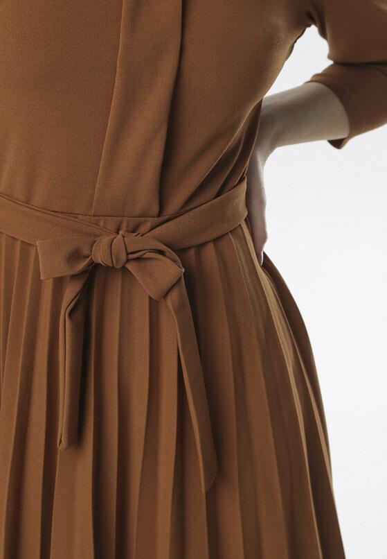 Brązowa Sukienka Pleated Belted 4