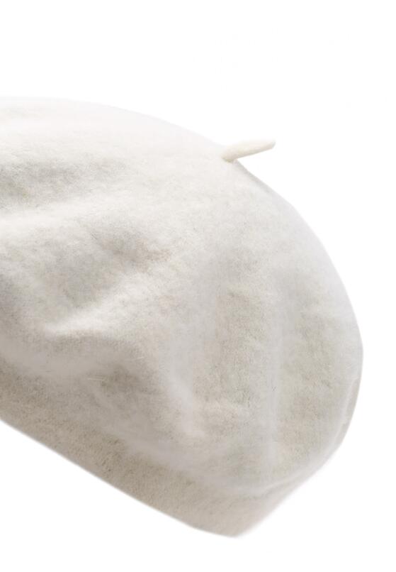 Kremowy Beret Statement 5