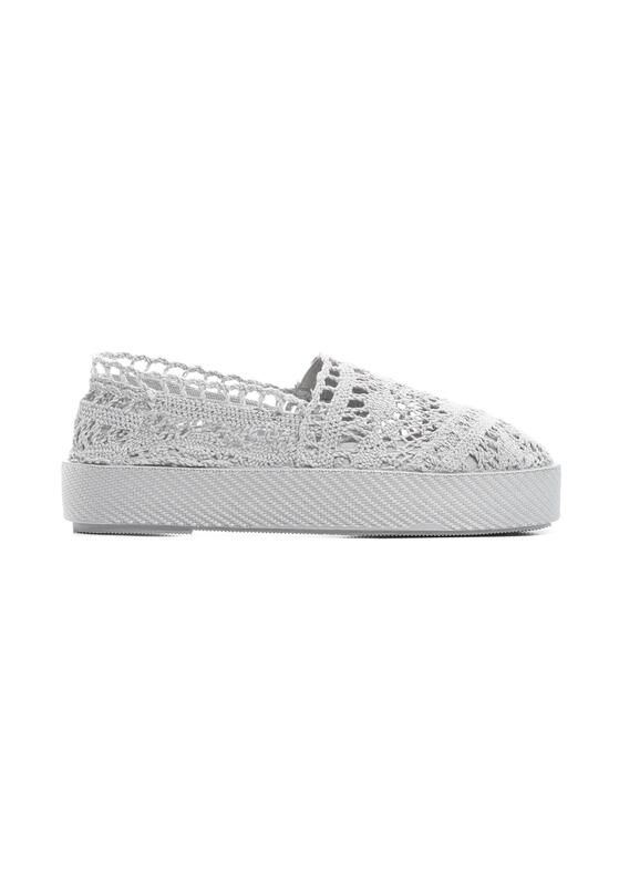 Szare Slip On Beam 3