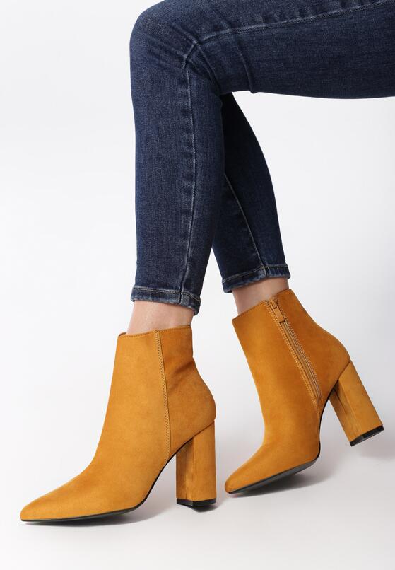 Botine Galbene 1