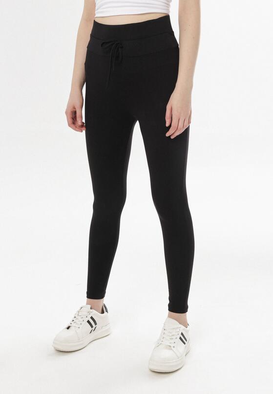 Czarne Legginsy Mariris 1