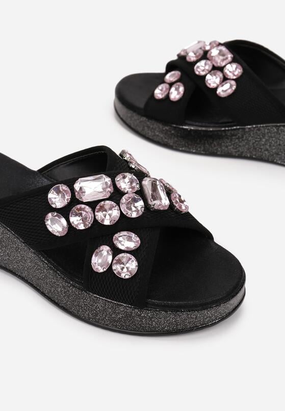 Czarne Klapki Phrinohre 5