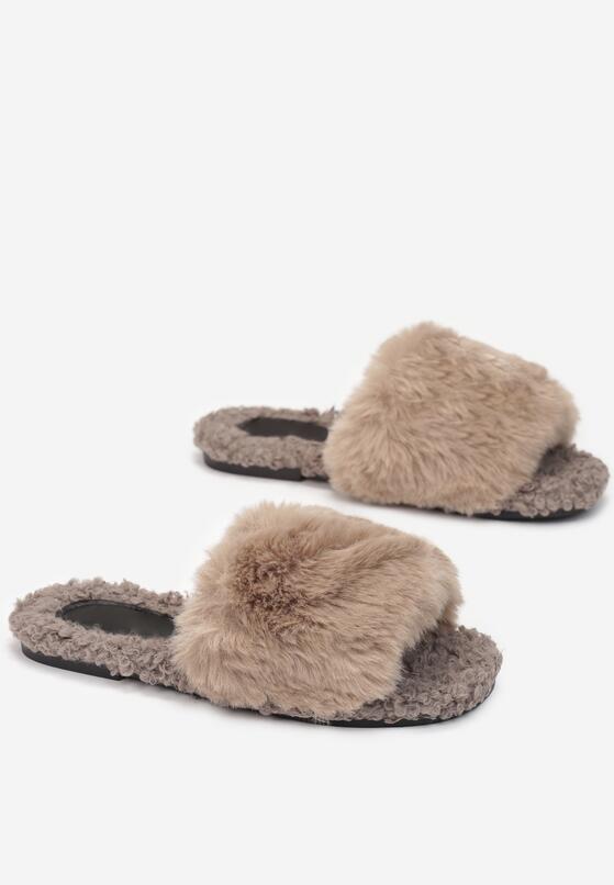 Szürke színűek papucs 4