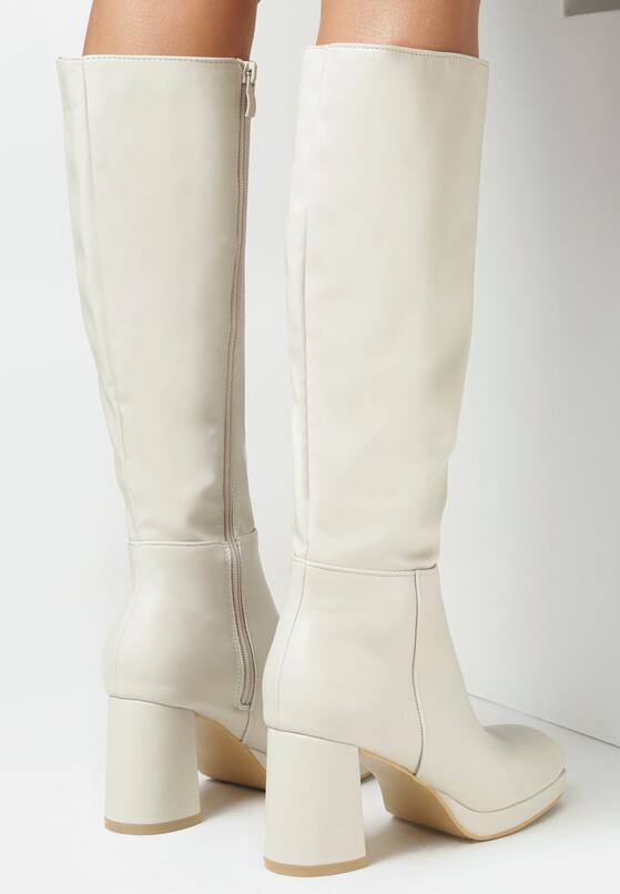 Beżowe Kozaki na Słupku i Niskiej Platformie z Kwadratowym Noskiem Chlorathe 2