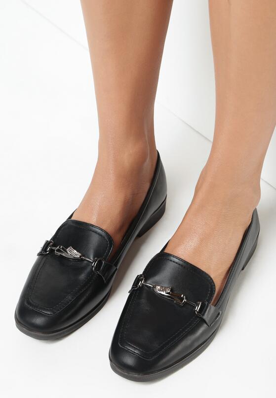 Czarne matowe Mokasyny z Metalową Ozdobą Lalista 1