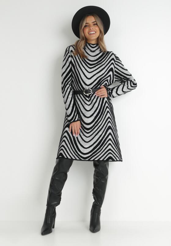 Jasnoszara Sukienka Sweterkowa z Półgolfem Hokoh 3