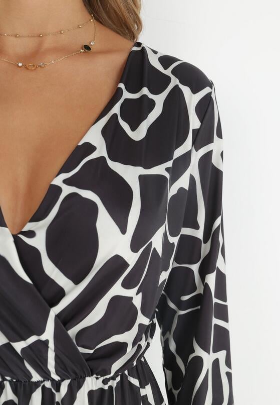 Czarno-Biała Sukienka Rozkloszowana z Kopertowym Dekoltem Aristoklea 5